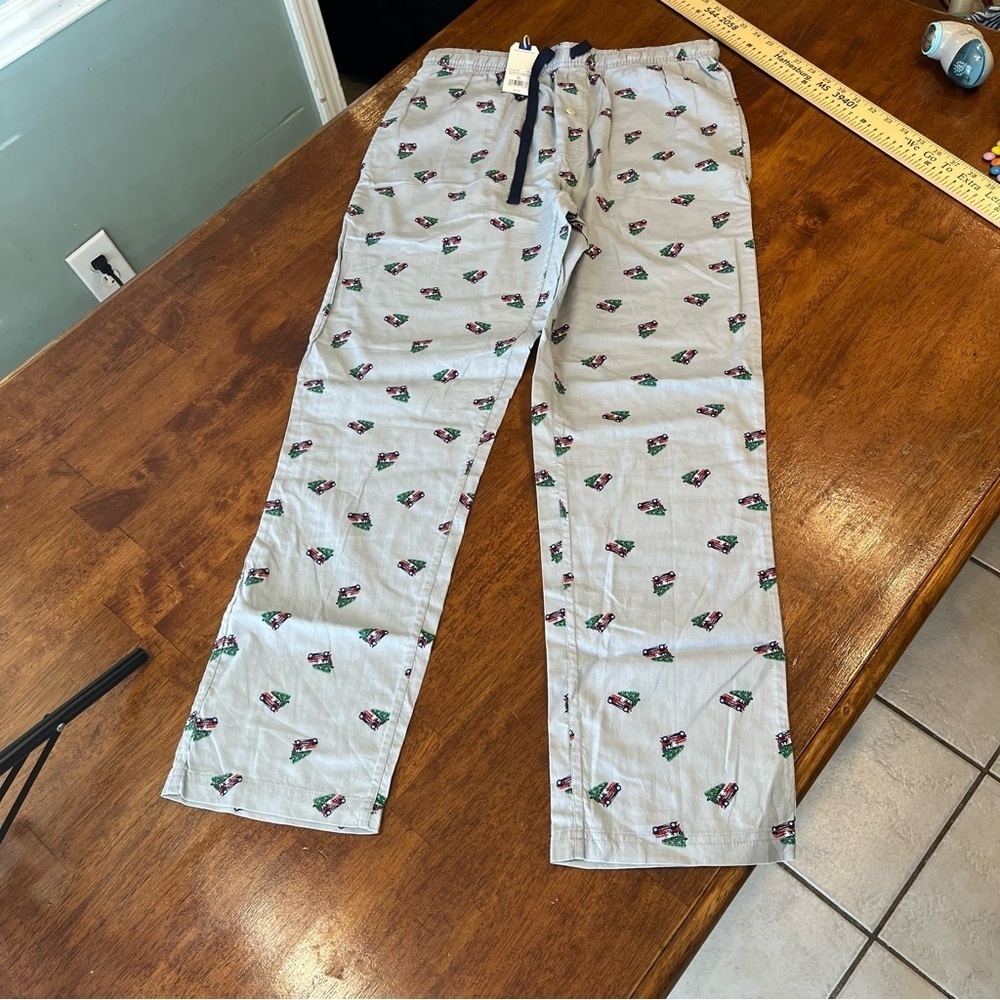 NWT Southern Tide men’s pajama pants Christmas tree truck size small